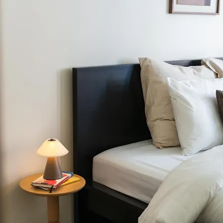 Appartement Private In Shared 7br Aprt, With Wifi Near Center