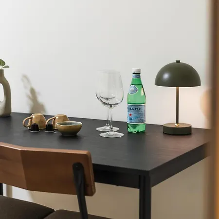 Апартаменти Private In Shared 7br Aprt, With Wifi Near Center Гент