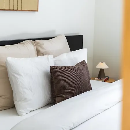 Appartement Private In Shared 7br Aprt, With Wifi Near Center *