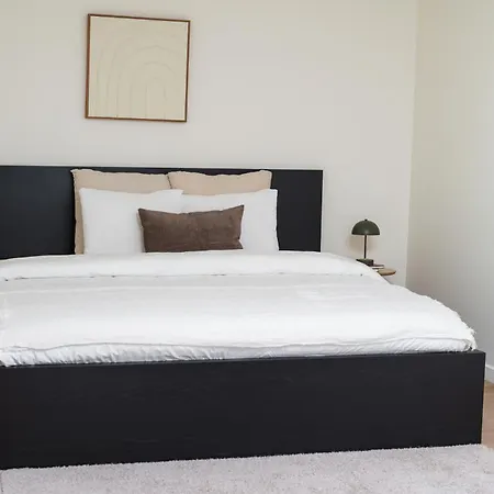Апартаменти Private In Shared 7br Aprt, With Wifi Near Center Гент