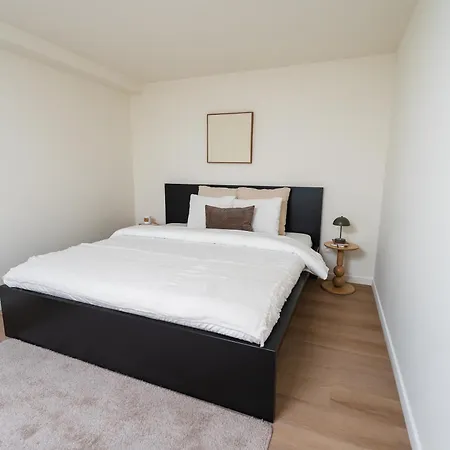 Private In Shared 7br Aprt, With Wifi Near Center * Gand